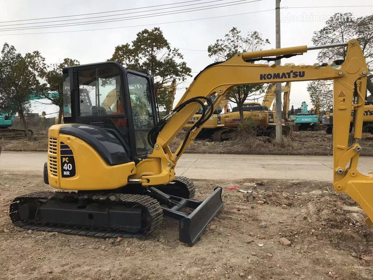 Komatsu PC40MR - حفارة مُصَّغرة: صورة 4 Komatsu PC40MR - حفارة مُصَّغرة: صورة 4