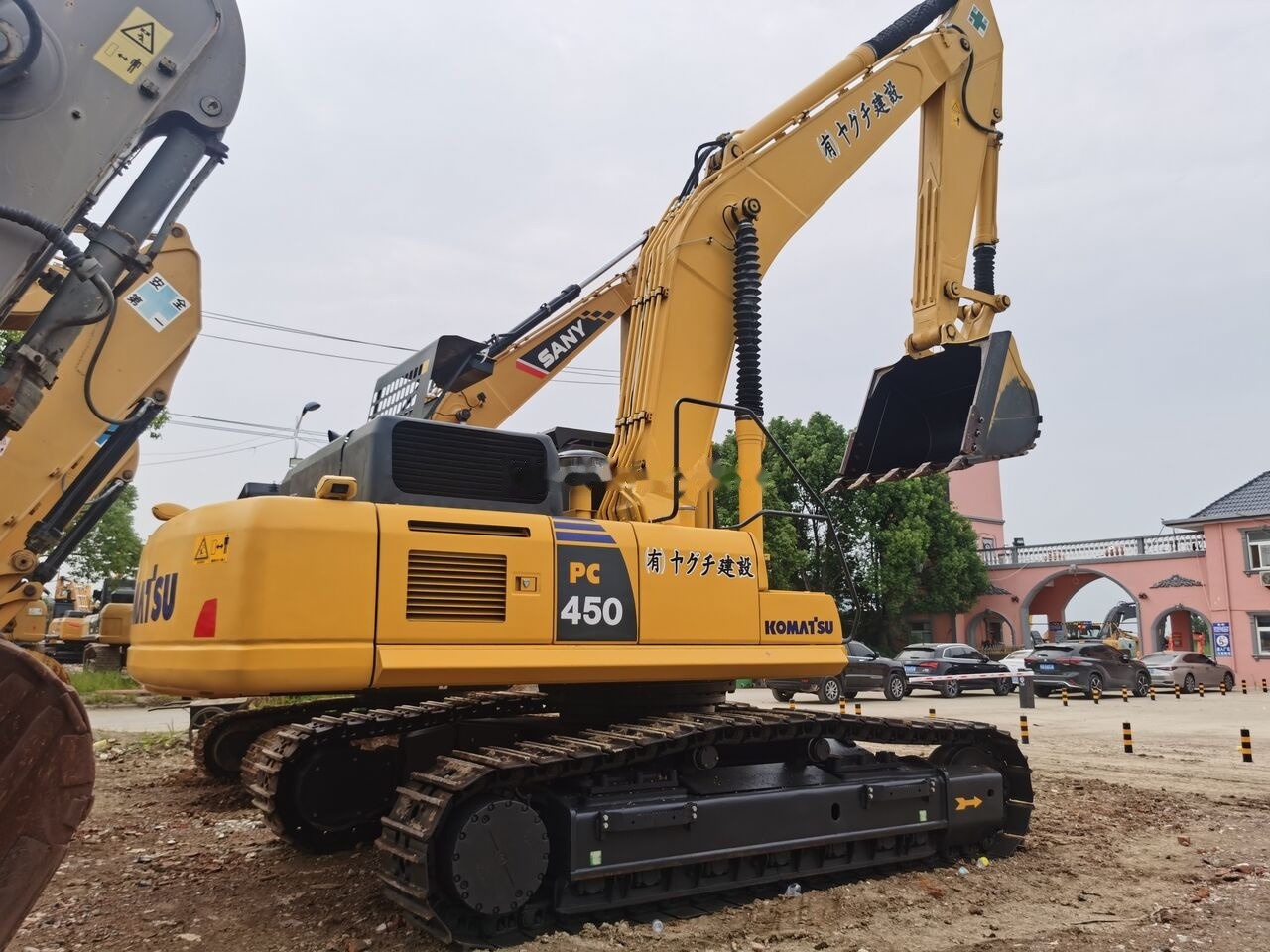 Komatsu PC450-8 - حفار زحاف: صورة 1 Komatsu PC450-8 - حفار زحاف: صورة 1