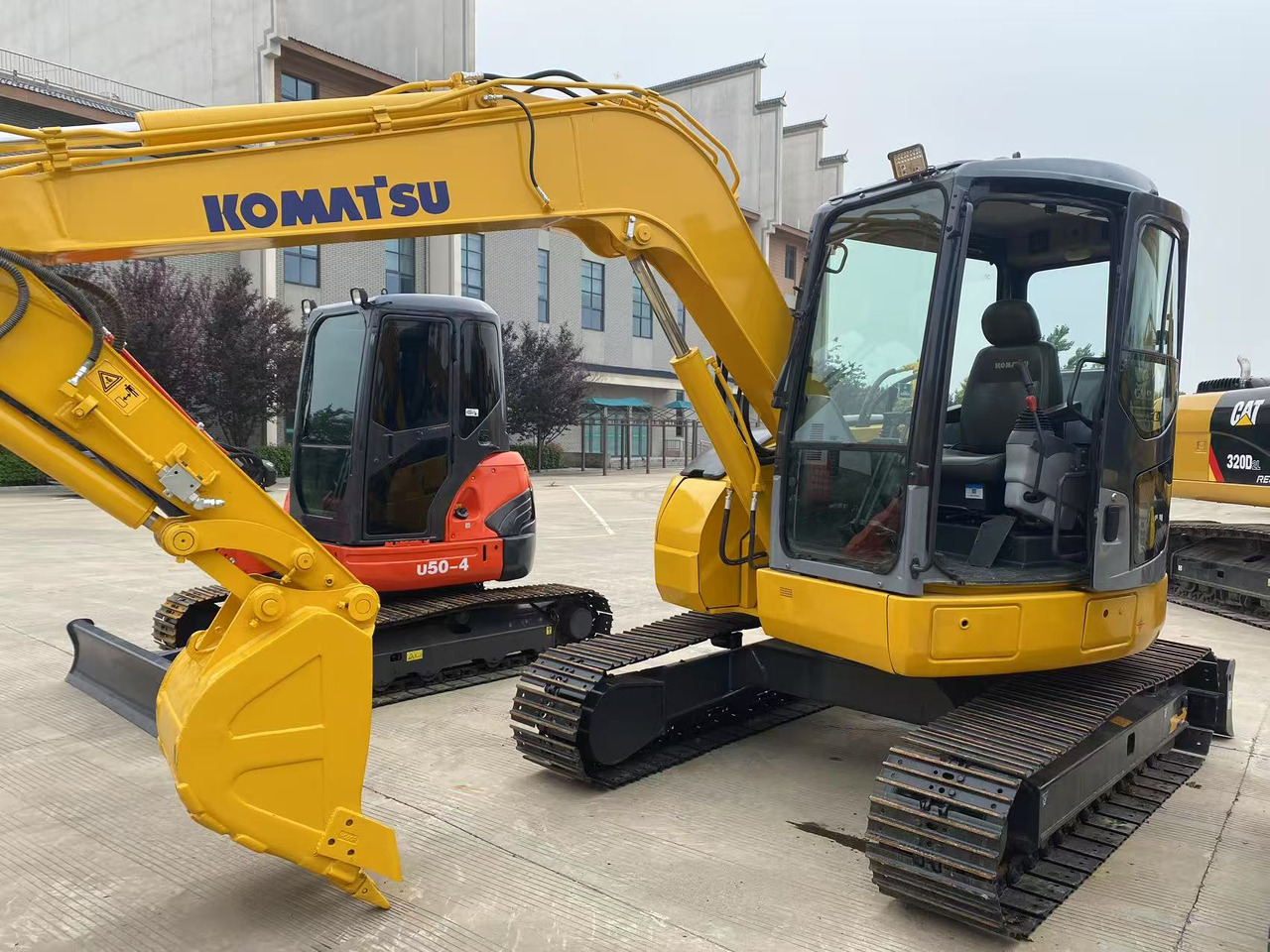 Komatsu PC78US - حفارة مُصَّغرة: صورة 2 Komatsu PC78US - حفارة مُصَّغرة: صورة 2