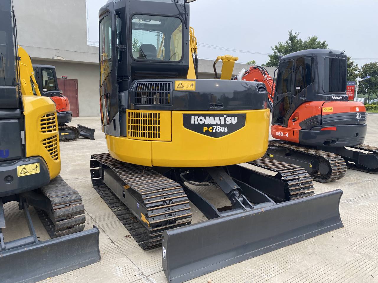 Komatsu PC78US - حفارة مُصَّغرة: صورة 4 Komatsu PC78US - حفارة مُصَّغرة: صورة 4