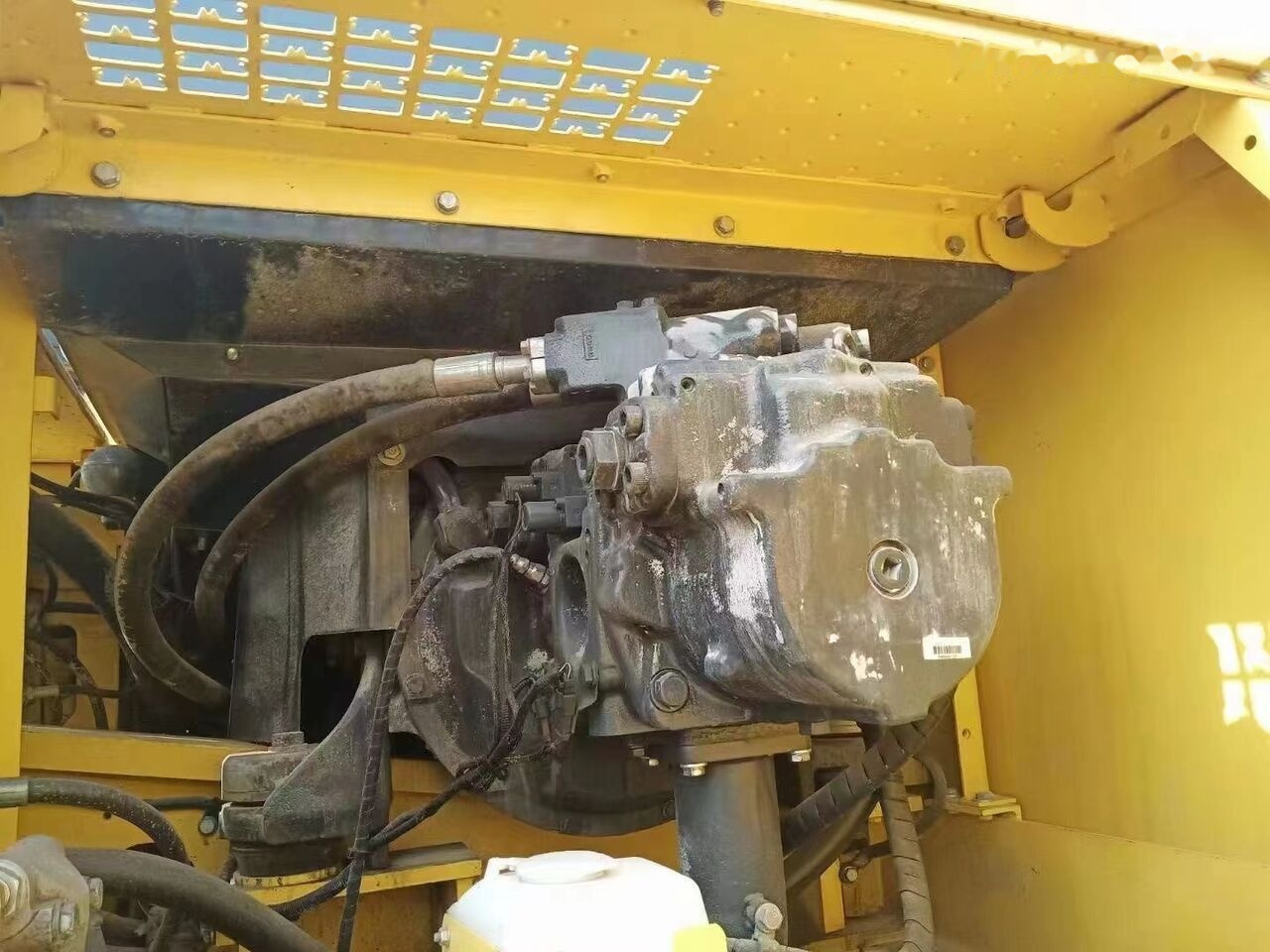 Komatsu pc400-8 - حفار زحاف: صورة 1 Komatsu pc400-8 - حفار زحاف: صورة 1
