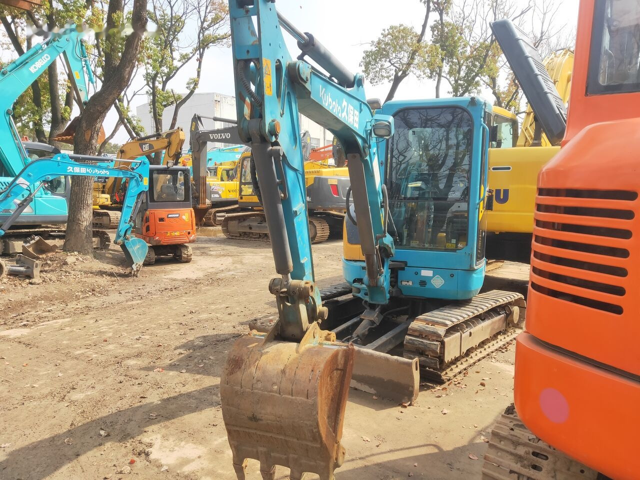 Kubota KX135 - حفارة مُصَّغرة: صورة 2 Kubota KX135 - حفارة مُصَّغرة: صورة 2