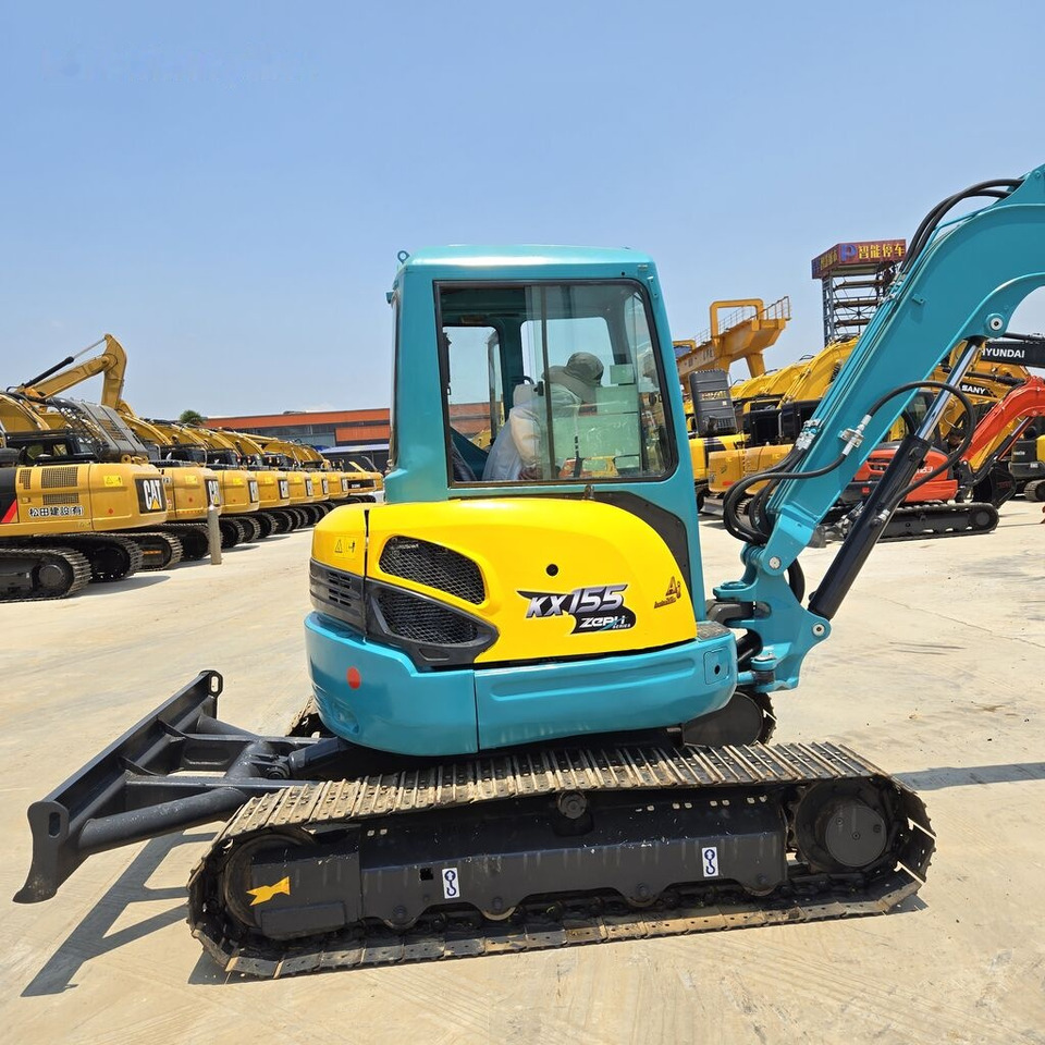 Kubota KX155 - حفارة مُصَّغرة: صورة 3 Kubota KX155 - حفارة مُصَّغرة: صورة 3