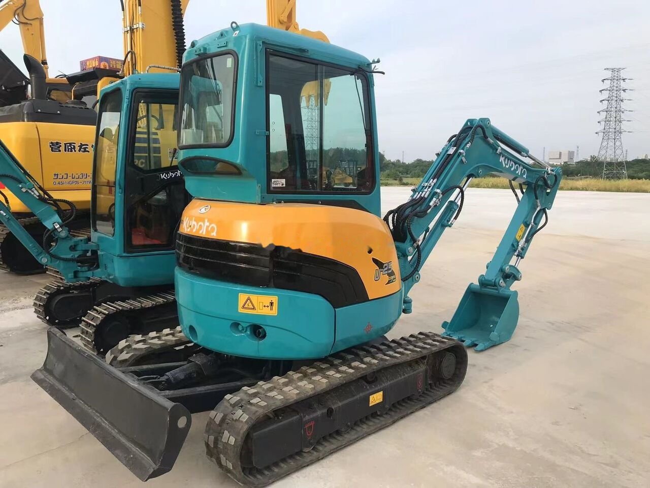 Kubota U25 - حفارة مُصَّغرة: صورة 1 Kubota U25 - حفارة مُصَّغرة: صورة 1