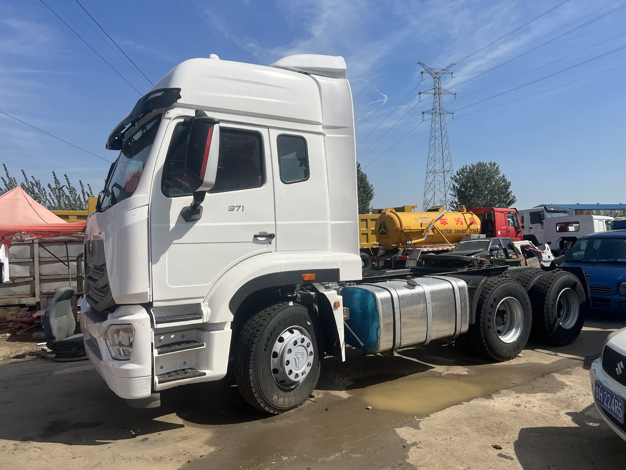 وحدة جر SINOTRUK HOWO trailer head: صورة 7