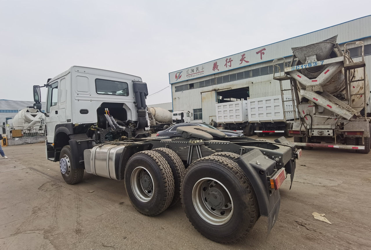 وحدة جر SINOTRUK HOWO trailer head: صورة 6