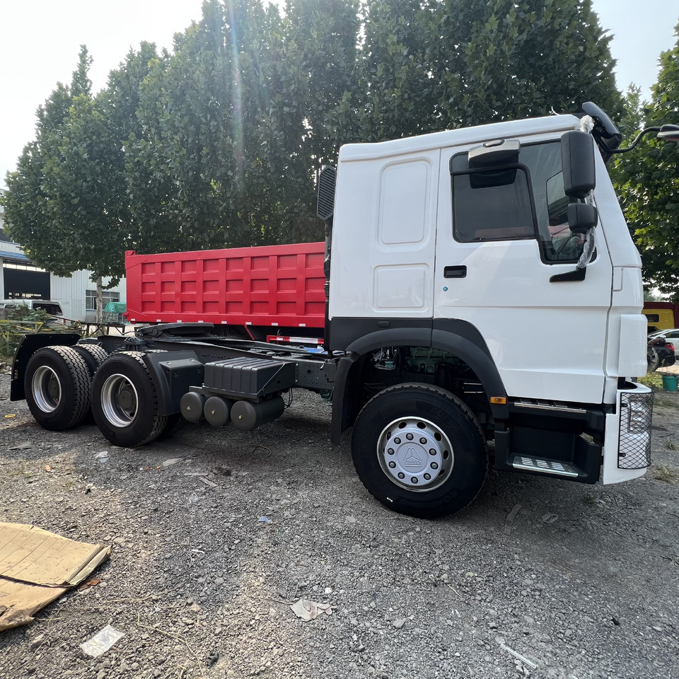 SINOTRUK HOWO tralier head - وحدة جر: صورة 1 SINOTRUK HOWO tralier head - وحدة جر: صورة 1