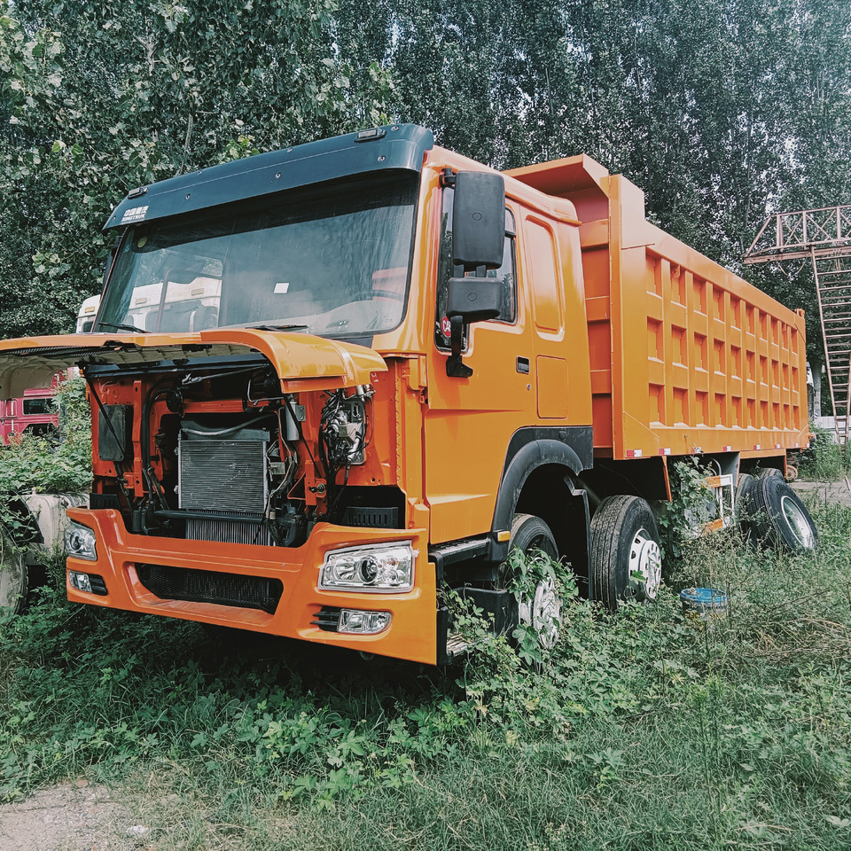 SINOTRUK HOWO - شاحنة قلاب: صورة 1 SINOTRUK HOWO - شاحنة قلاب: صورة 1