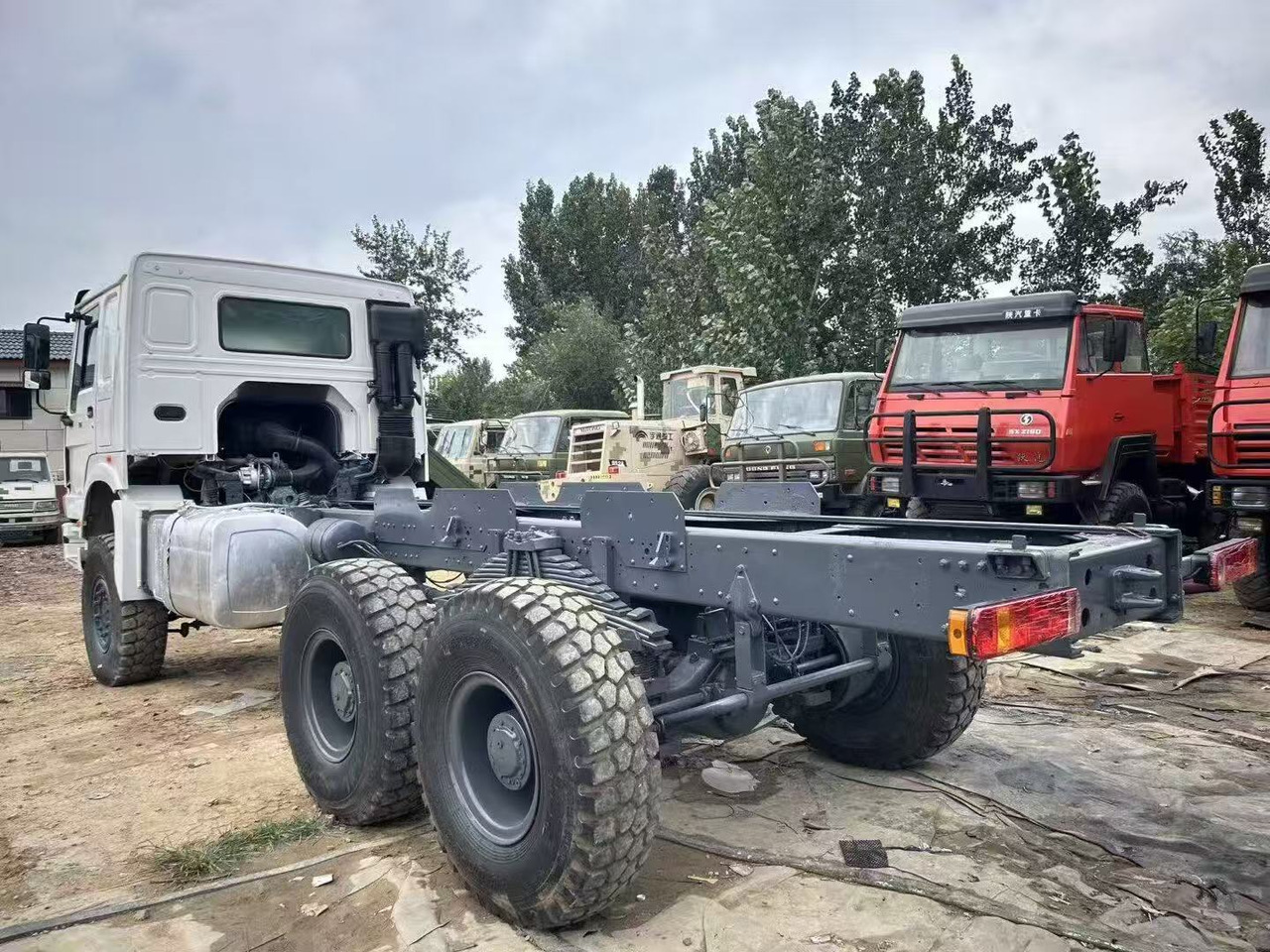 SINOTRUK HOWO - وحدة جر: صورة 4 SINOTRUK HOWO - وحدة جر: صورة 4