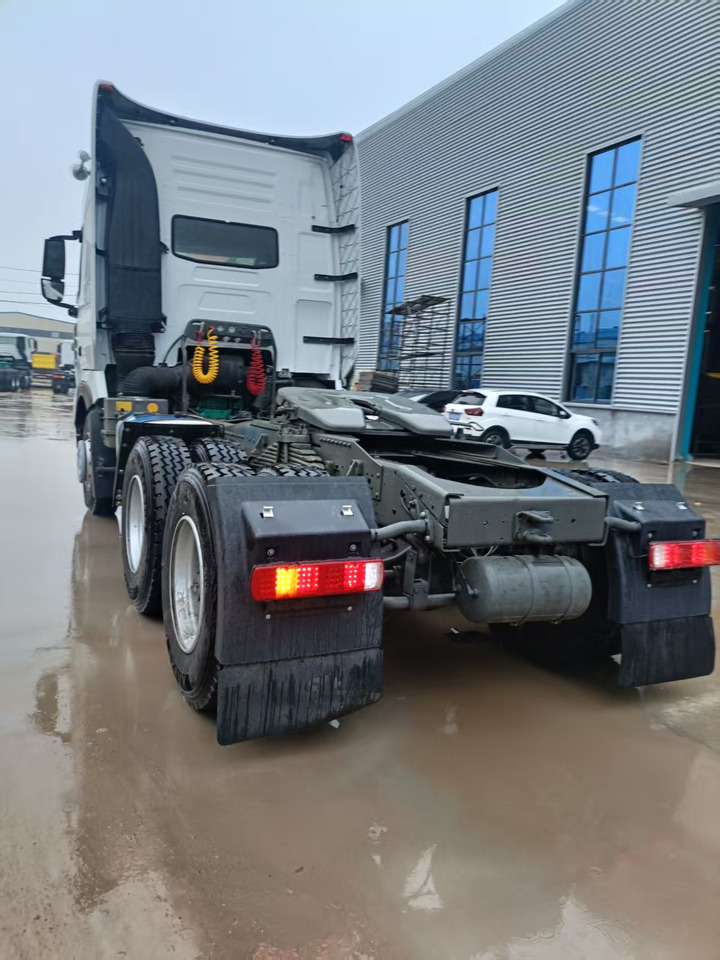 SINOTRUK HOWO - وحدة جر: صورة 5 SINOTRUK HOWO - وحدة جر: صورة 5