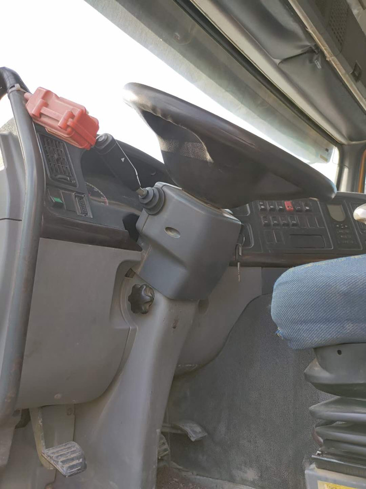 شاحنة قلاب SINOTRUK HOWO: صورة 9 شاحنة قلاب SINOTRUK HOWO: صورة 9