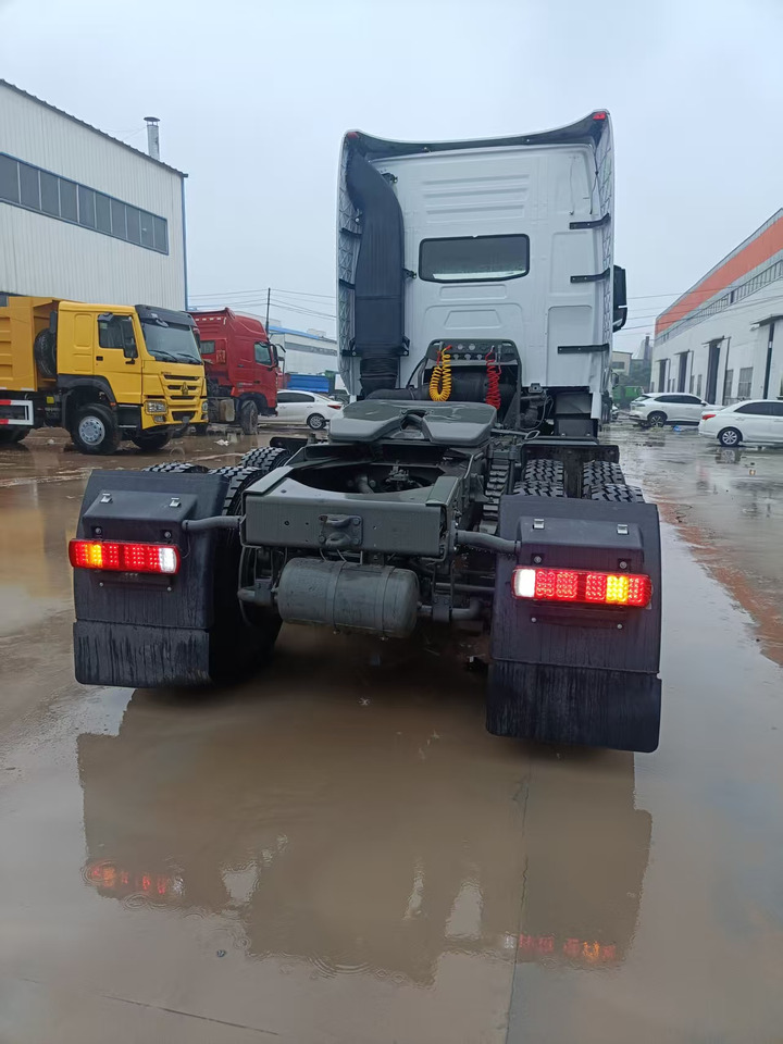 SINOTRUK HOWO - وحدة جر: صورة 4 SINOTRUK HOWO - وحدة جر: صورة 4