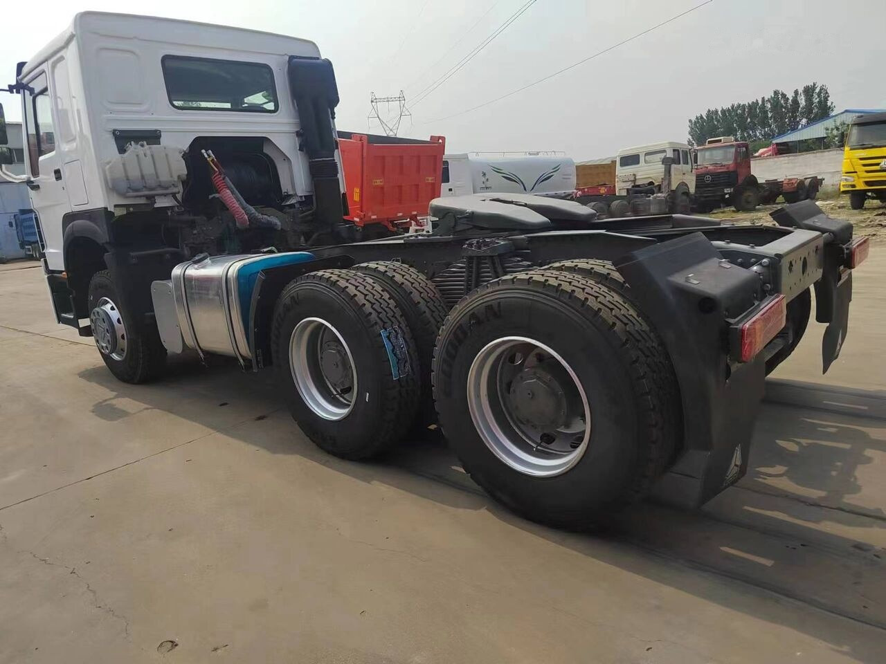 Sinotruk Howo 420 - وحدة جر: صورة 5 Sinotruk Howo 420 - وحدة جر: صورة 5