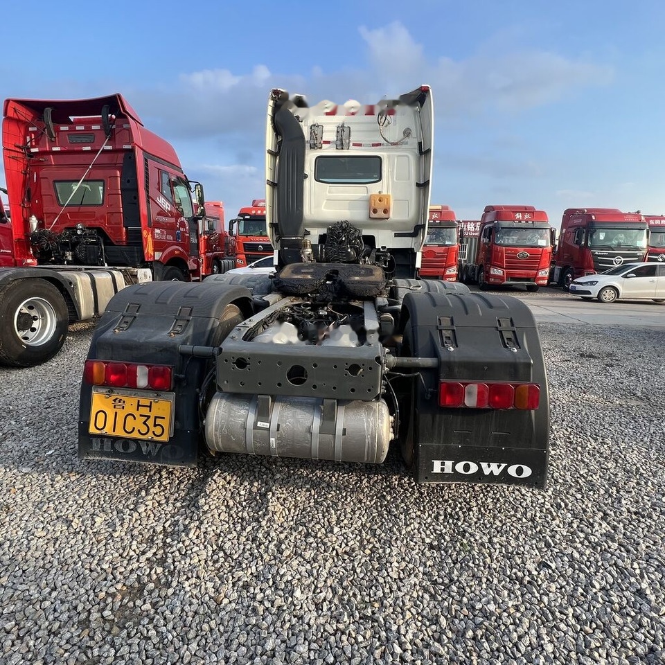 Sinotruk Howo T7H 480 - وحدة جر: صورة 4 Sinotruk Howo T7H 480 - وحدة جر: صورة 4