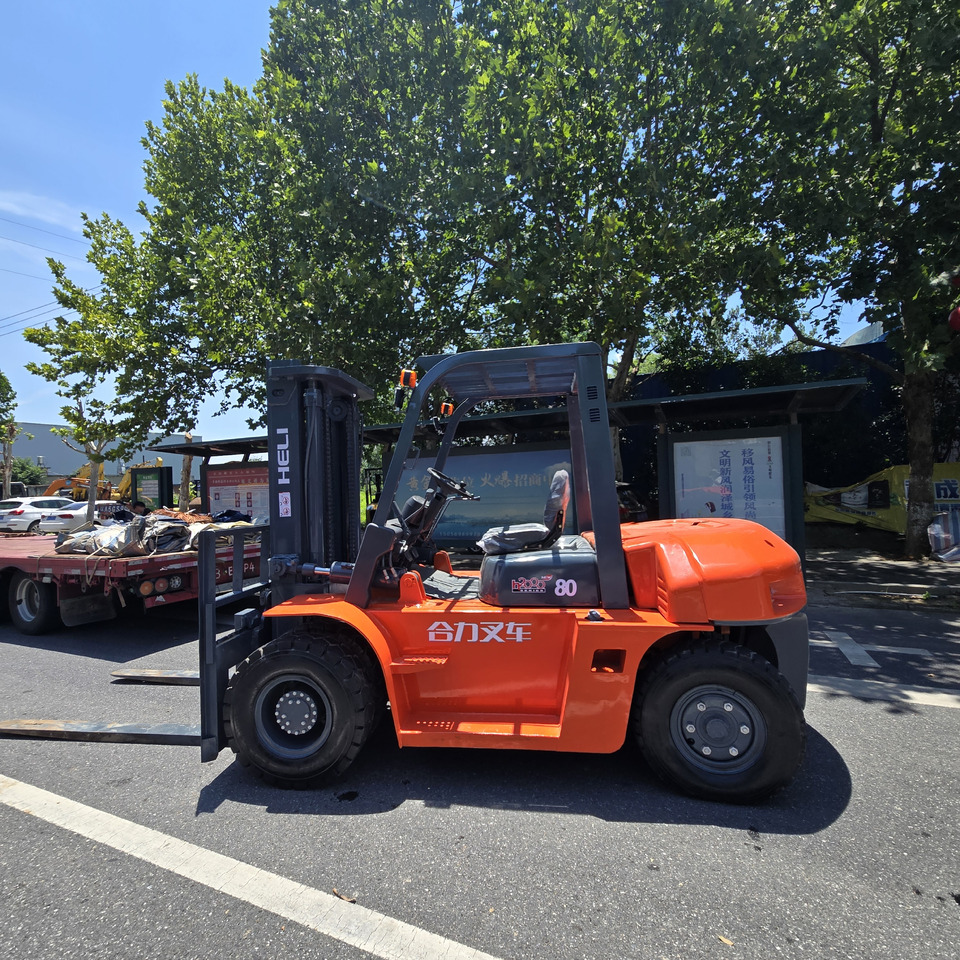 Toyota FD35 - رافعة شوكية ديزل: صورة 1 Toyota FD35 - رافعة شوكية ديزل: صورة 1