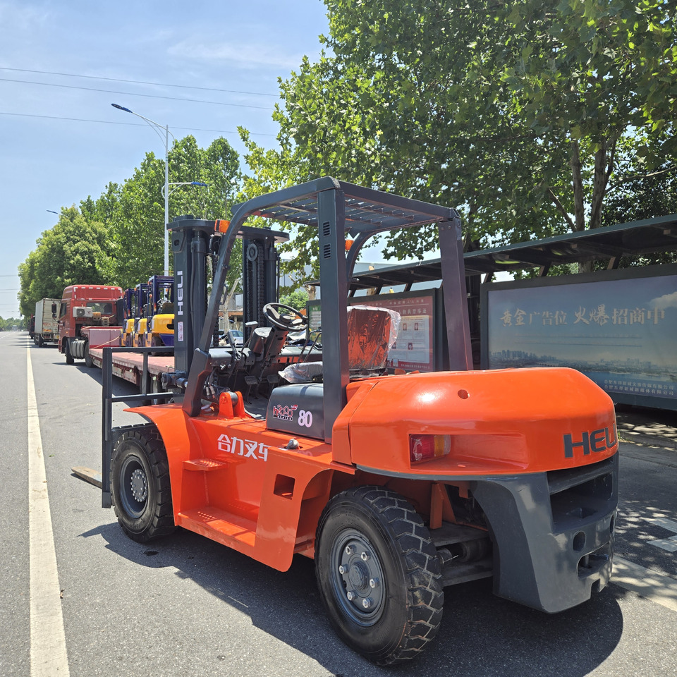 Toyota FD35 - رافعة شوكية ديزل: صورة 2 Toyota FD35 - رافعة شوكية ديزل: صورة 2