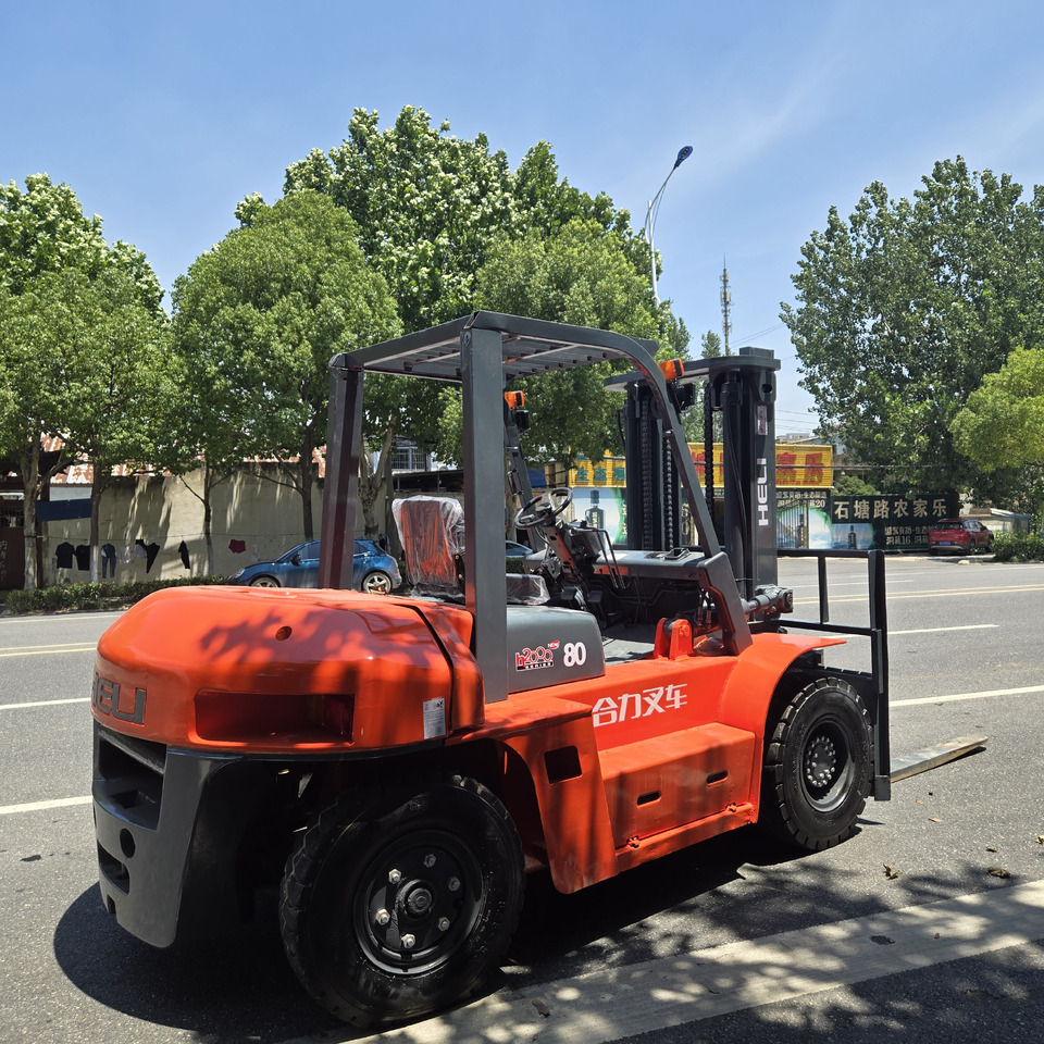 Toyota FD35 - رافعة شوكية ديزل: صورة 5 Toyota FD35 - رافعة شوكية ديزل: صورة 5