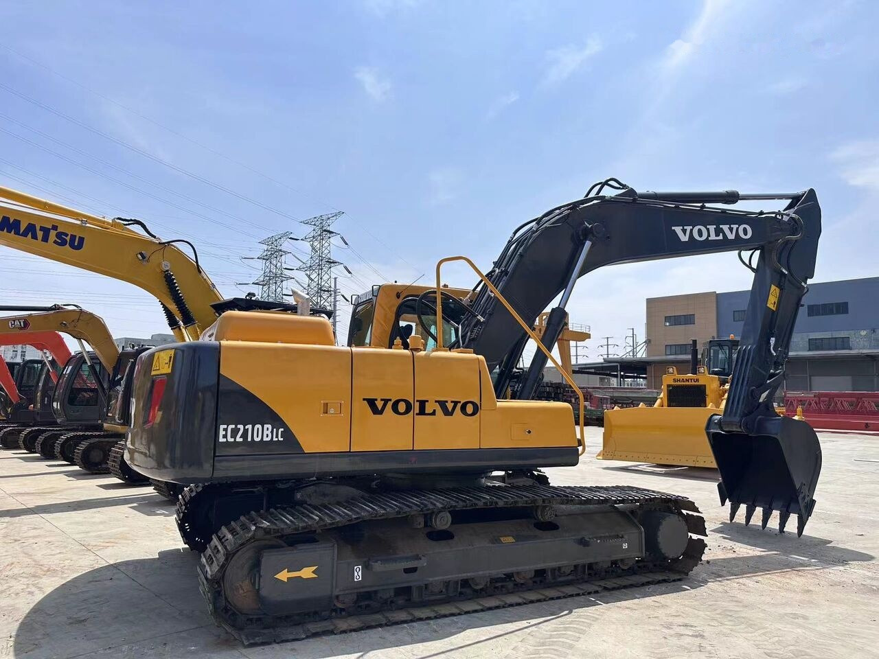Volvo EC210BLC - حفار زحاف: صورة 5 Volvo EC210BLC - حفار زحاف: صورة 5