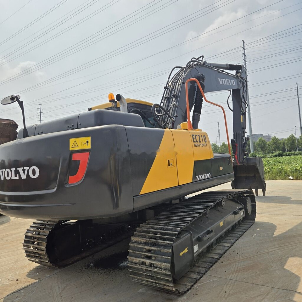 Volvo EC210D - حفار زحاف: صورة 5 Volvo EC210D - حفار زحاف: صورة 5
