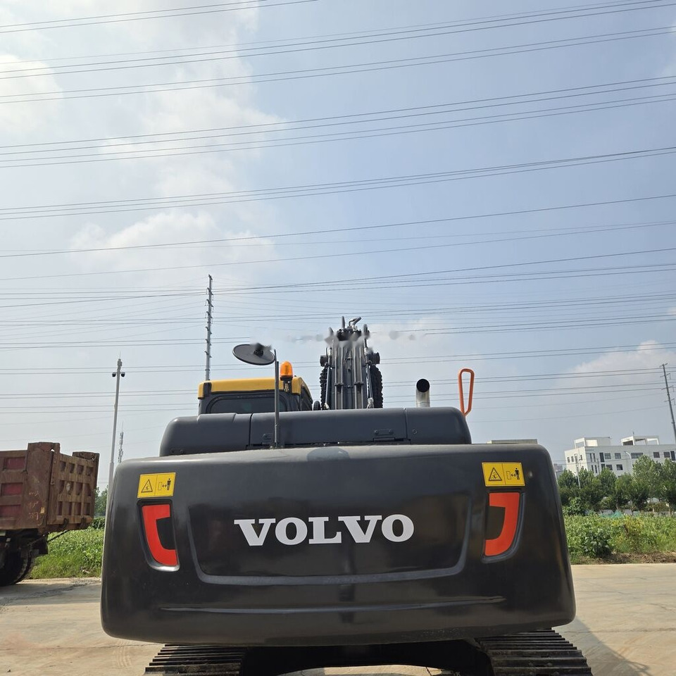 Volvo EC210D - حفار زحاف: صورة 3 Volvo EC210D - حفار زحاف: صورة 3