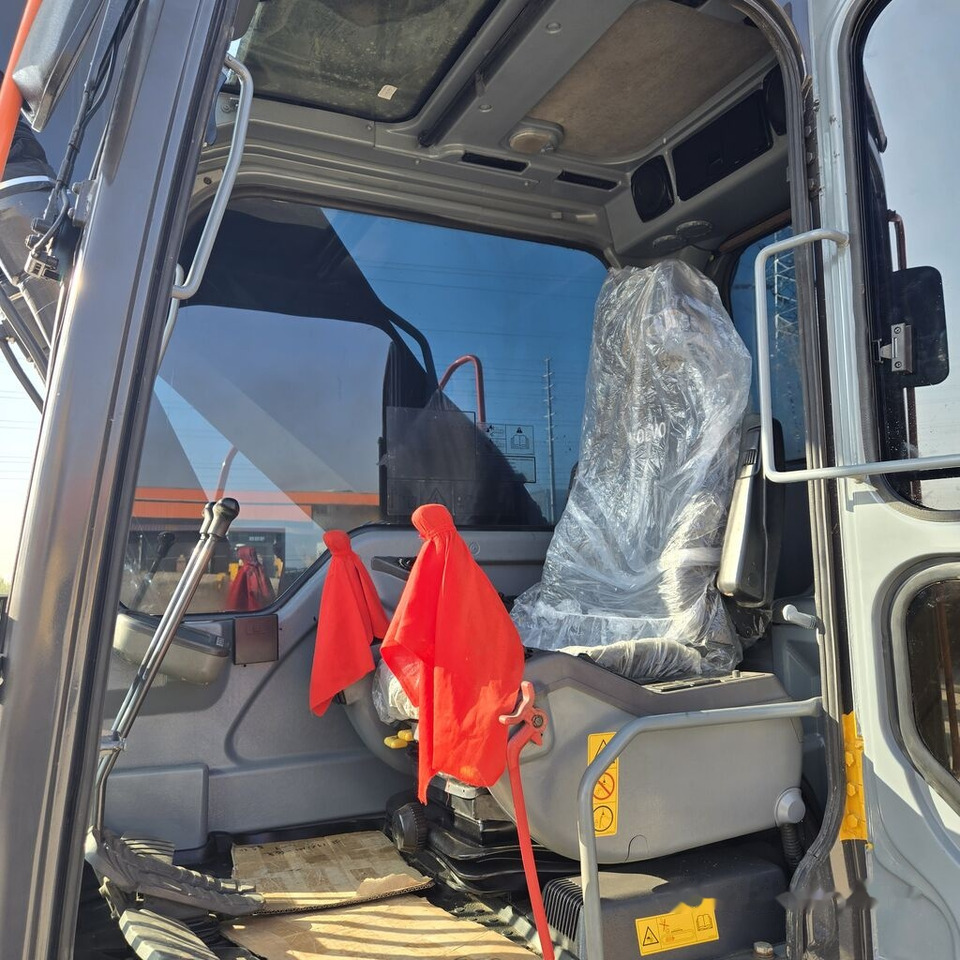 Volvo EC240 - حفار زحاف: صورة 3 Volvo EC240 - حفار زحاف: صورة 3
