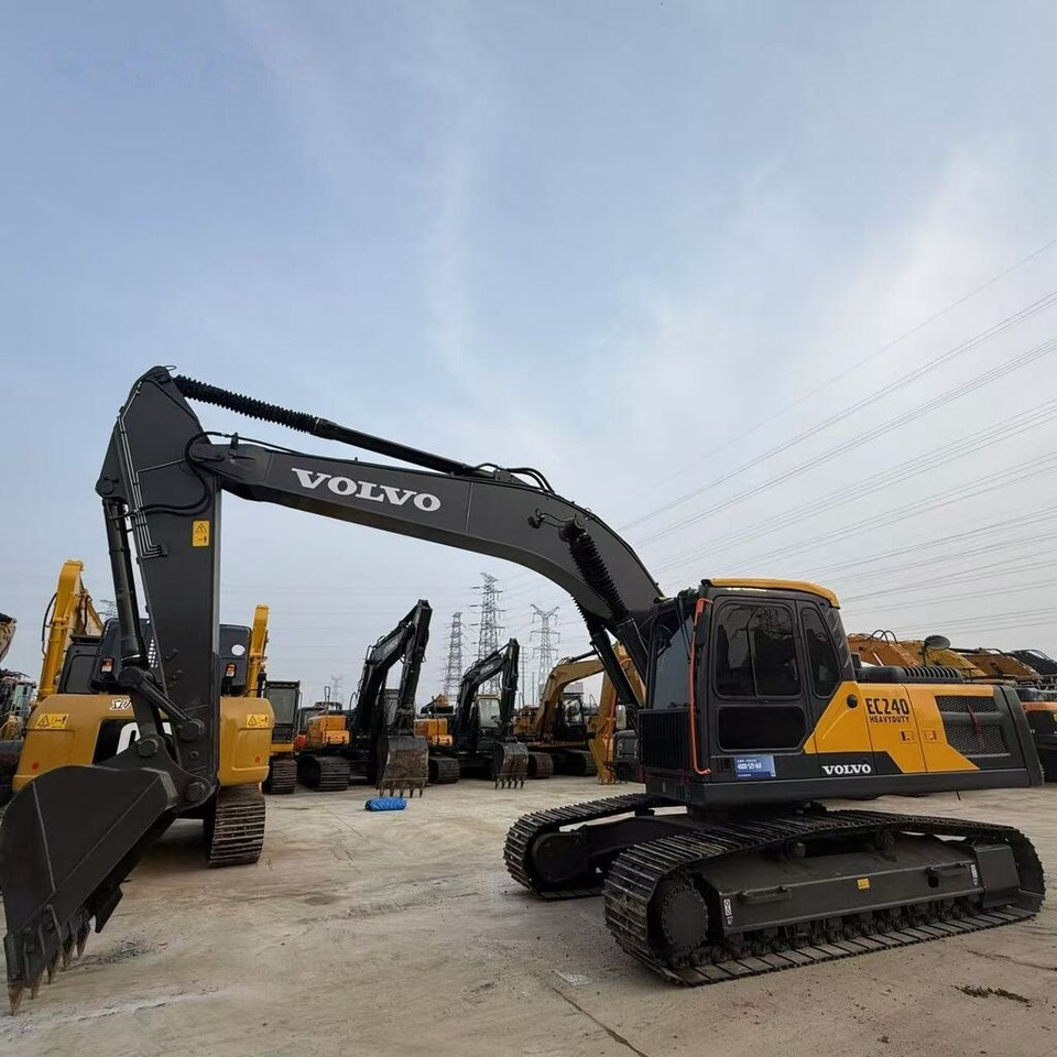 Volvo EC240 - حفار زحاف: صورة 5 Volvo EC240 - حفار زحاف: صورة 5