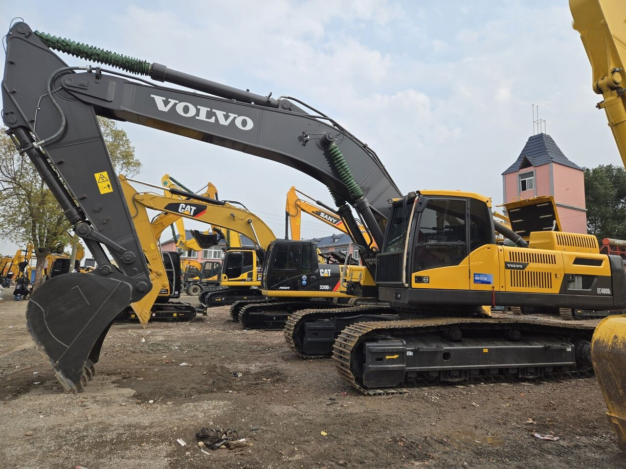 Volvo EC480D - حفار زحاف: صورة 2 Volvo EC480D - حفار زحاف: صورة 2