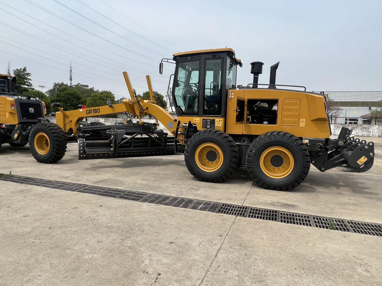 XCMG GR180 - ممهدة: صورة 4 XCMG GR180 - ممهدة: صورة 4