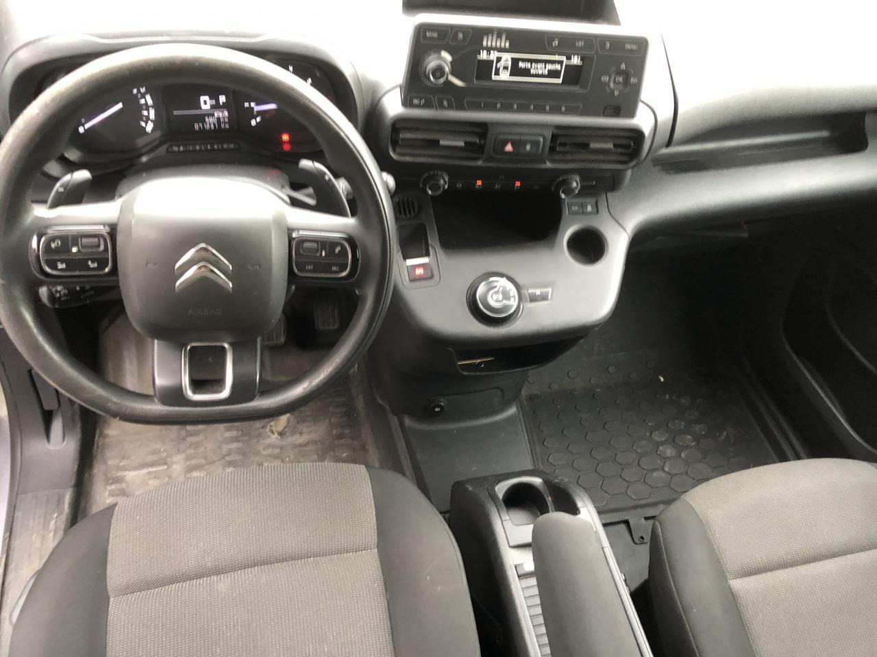 Citroen Berlingo M 1000KG BLUEHDI 130 S&S CLUB EAT8 - فان المدمجة: صورة 4 Citroen Berlingo M 1000KG BLUEHDI 130 S&S CLUB EAT8 - فان المدمجة: صورة 4