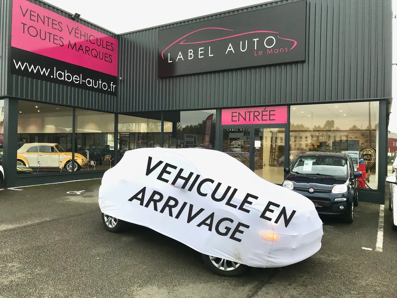 Citroen Berlingo XL 950KG BLUEHDI 100 S&S CLUB FRIGORIFIQUE - فان المدمجة: صورة 1 Citroen Berlingo XL 950KG BLUEHDI 100 S&S CLUB FRIGORIFIQUE - فان المدمجة: صورة 1