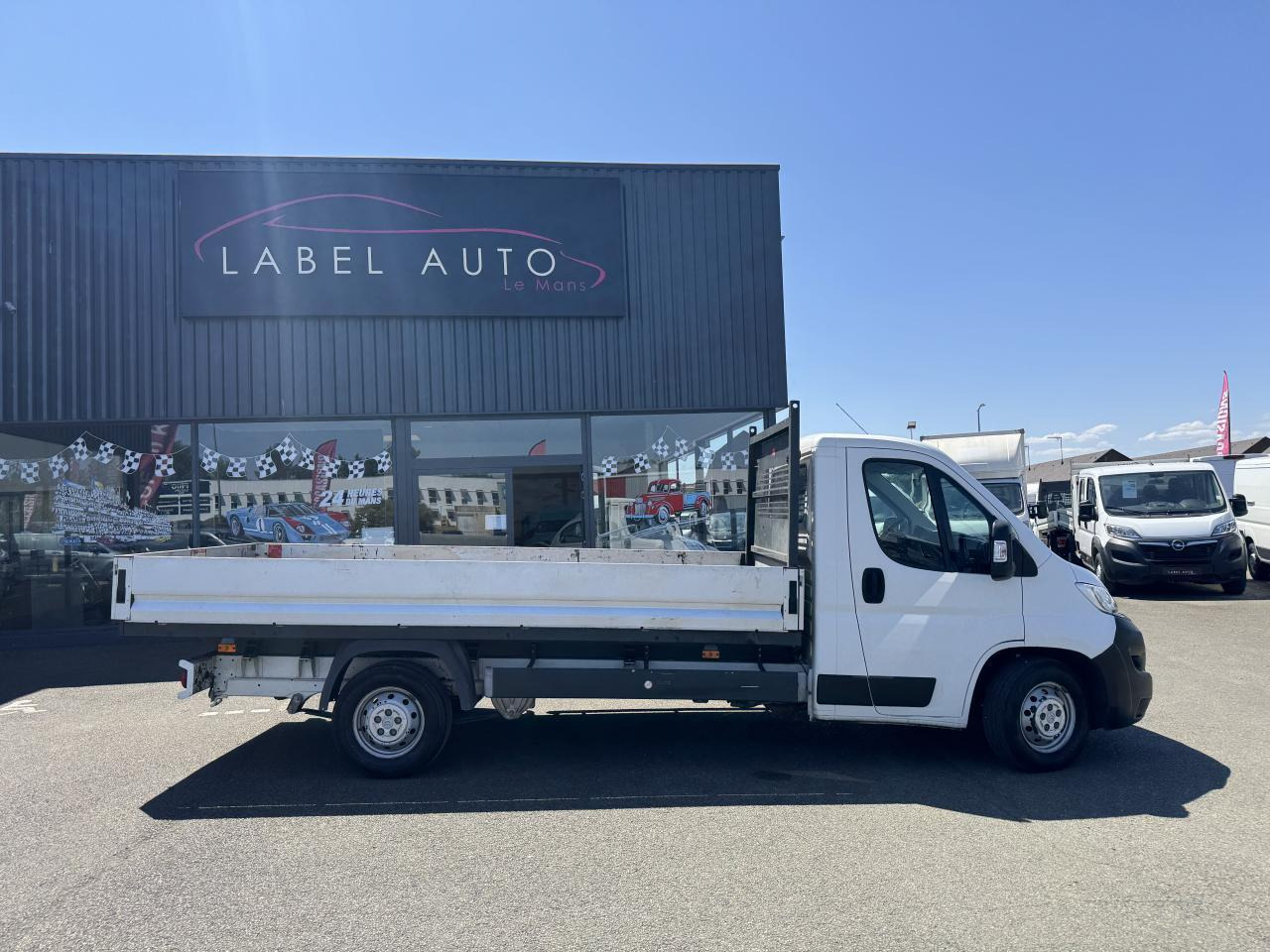 Citroen Jumper CITROËN 3T5 PLATEAU 4M20 2.2 HDI 140 CH CONTROL - شاحنة مفتوحة: صورة 1 Citroen Jumper CITROËN 3T5 PLATEAU 4M20 2.2 HDI 140 CH CONTROL - شاحنة مفتوحة: صورة 1