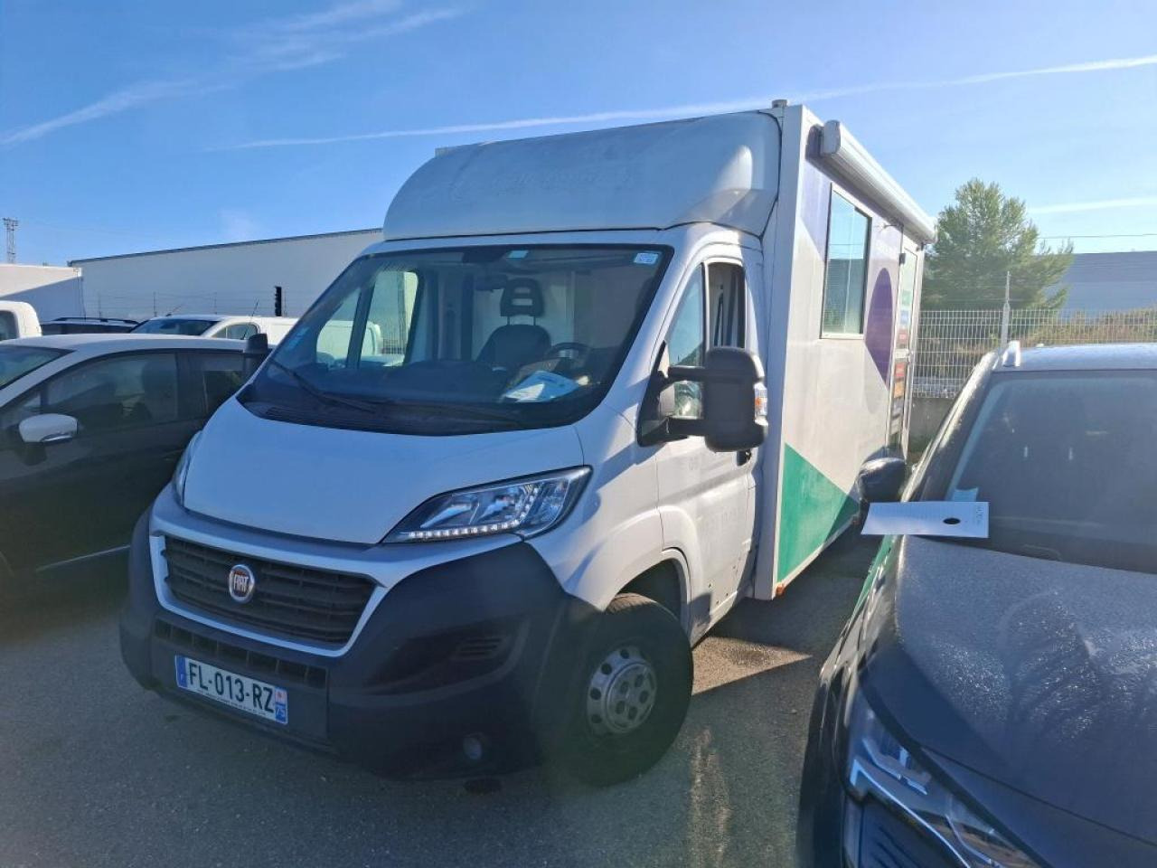FIAT Ducato Pack Pro Nav 3.5 XL 2.3 Multijet - 150 ch. PLANCHER CABINE CAISSE BUREAU MOBILE - شاحنة مغلقة الصندوق: صورة 1 FIAT Ducato Pack Pro Nav 3.5 XL 2.3 Multijet - 150 ch. PLANCHER CABINE CAISSE BUREAU MOBILE - شاحنة مغلقة الصندوق: صورة 1