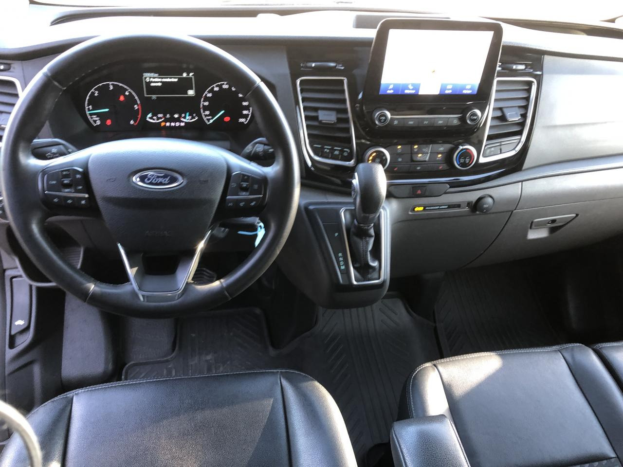 FORD Transit Custom 2.0 TDCi - 170 - BVA S&S TRANSIT CUSTOM FOURGON Fourgon 290 L1H1 Sport PHASE 2 - فان: صورة 3 FORD Transit Custom 2.0 TDCi - 170 - BVA S&S TRANSIT CUSTOM FOURGON Fourgon 290 L1H1 Sport PHASE 2 - فان: صورة 3