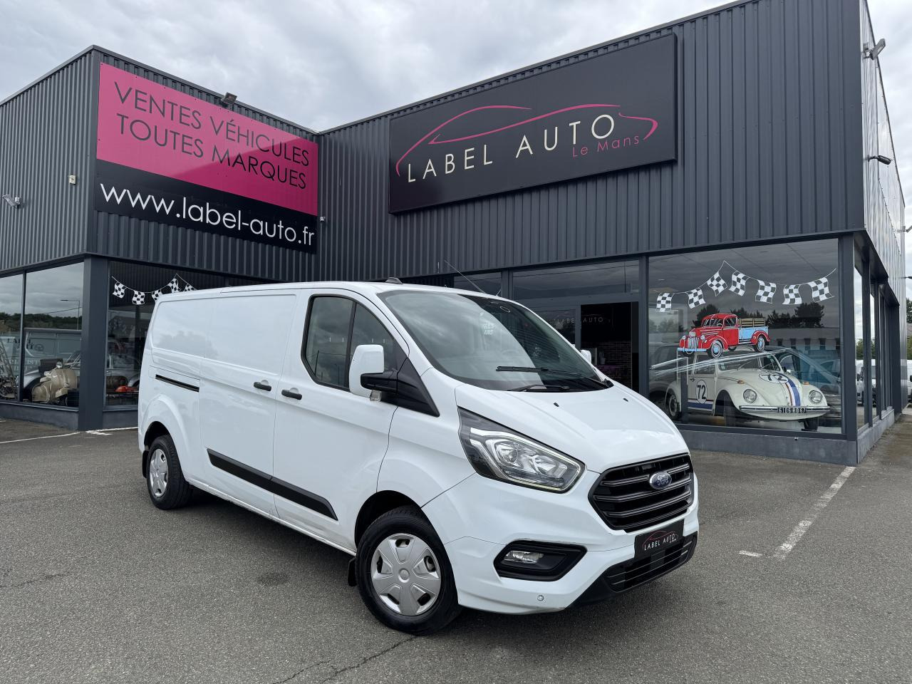 FORD transit custom 300 L2H1 2.0 ECOBLUE 130 HYBRID TREND BUSINESS - فان: صورة 1 FORD transit custom 300 L2H1 2.0 ECOBLUE 130 HYBRID TREND BUSINESS - فان: صورة 1