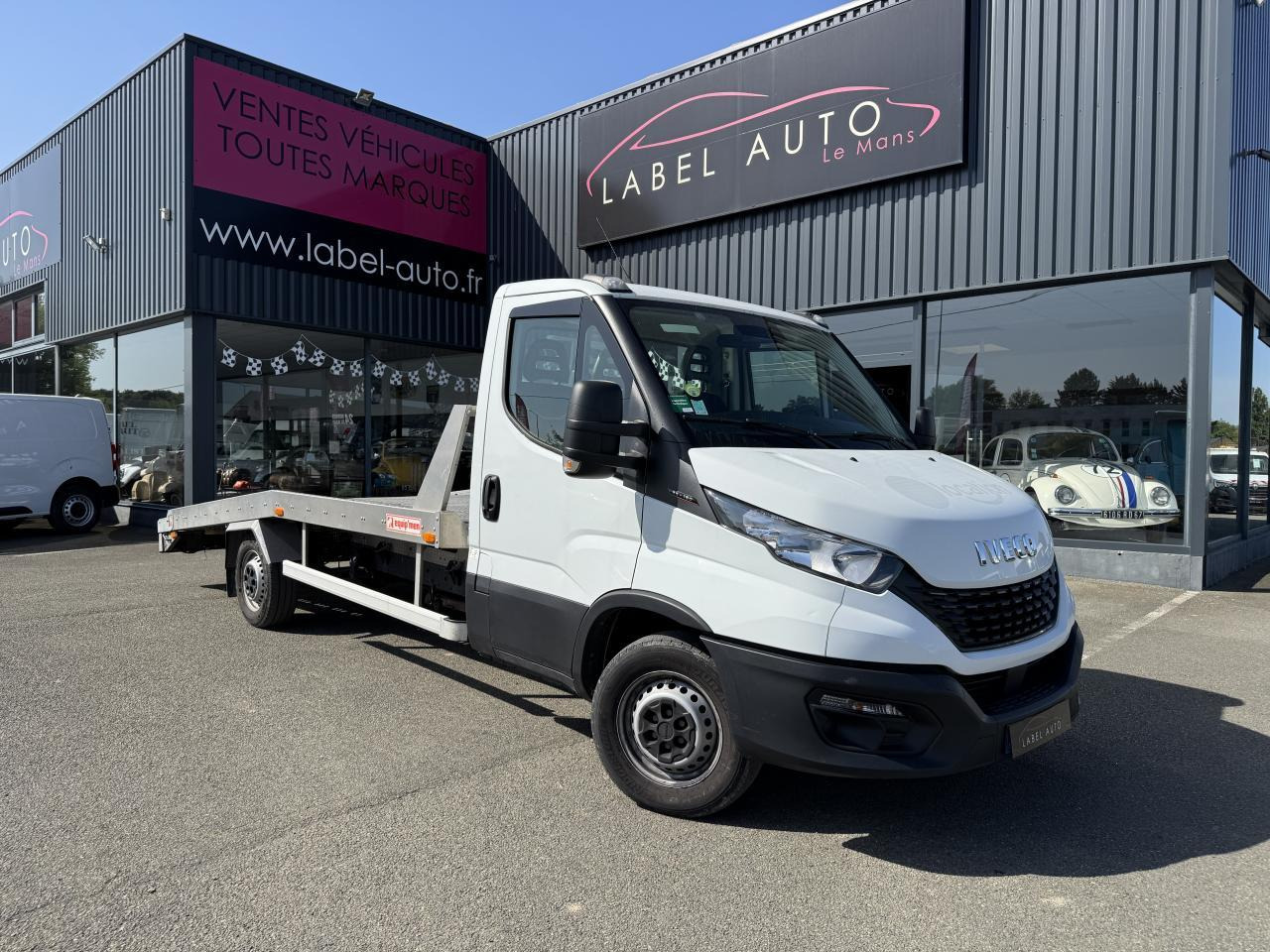 Iveco Daily IVECO PORTE VOITURE DEPANNEUSE 35 S 16 3L0 160 CH EMPATTEMENT 4100 PLATEAU FIX ALU EQUIP M - شاحنة نقل سيارات شاحنة: صورة 3 Iveco Daily IVECO PORTE VOITURE DEPANNEUSE 35 S 16 3L0 160 CH EMPATTEMENT 4100 PLATEAU FIX ALU EQUIP M - شاحنة نقل سيارات شاحنة: صورة 3