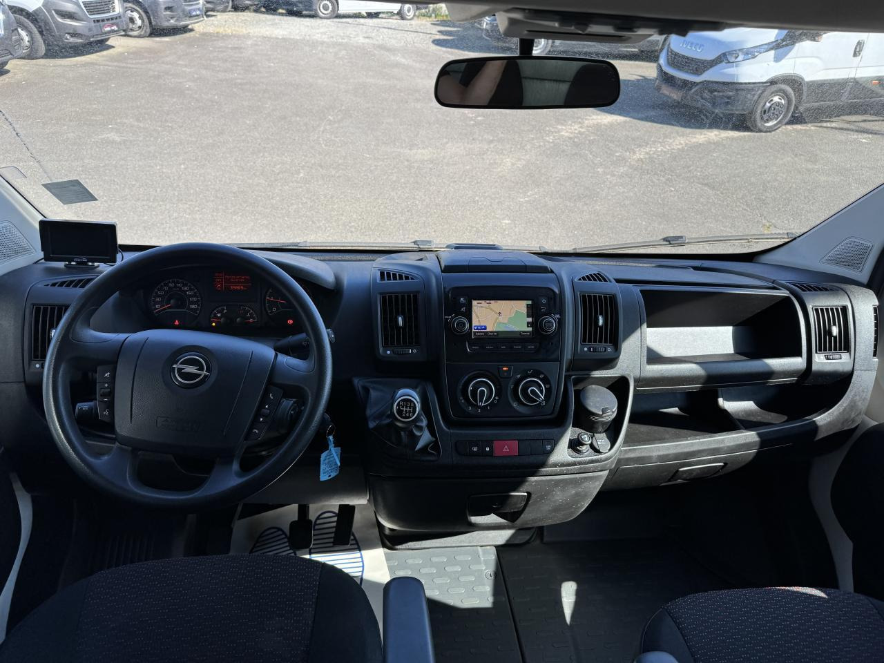 Opel Movano combi 165CH BLUEHDI S&S BENNE COFFRE DOUBLE CABINE 6 PLACES - قلاب صغير: صورة 3 Opel Movano combi 165CH BLUEHDI S&S BENNE COFFRE DOUBLE CABINE 6 PLACES - قلاب صغير: صورة 3