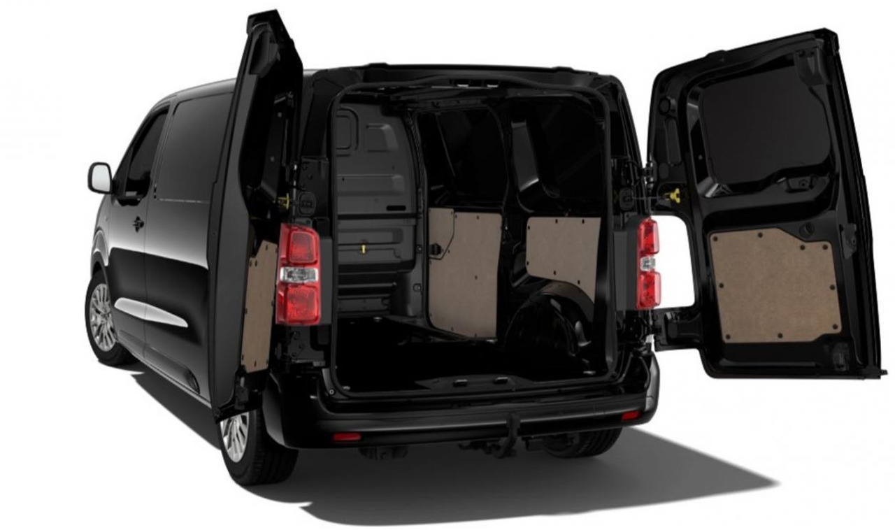 PEUGEOT Expert M 2.0 BlueHDi 180 S&S BV EAT8 III FOURGON PHASE 2 - فان: صورة 5 PEUGEOT Expert M 2.0 BlueHDi 180 S&S BV EAT8 III FOURGON PHASE 2 - فان: صورة 5