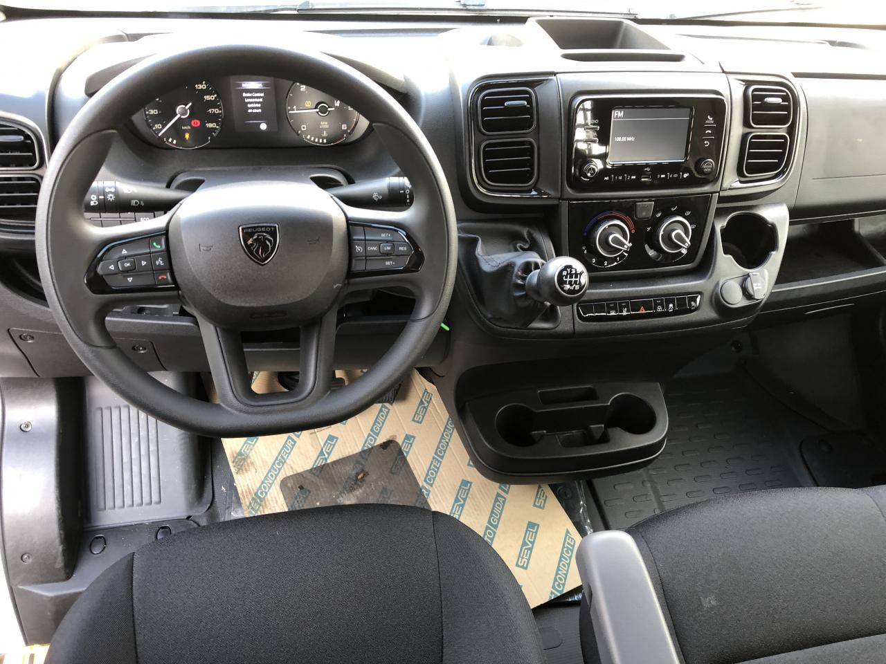 PEUGEOT boxer 3t5 plateau 4m20 2.2 hdi 140ch - شاحنة مفتوحة: صورة 5 PEUGEOT boxer 3t5 plateau 4m20 2.2 hdi 140ch - شاحنة مفتوحة: صورة 5