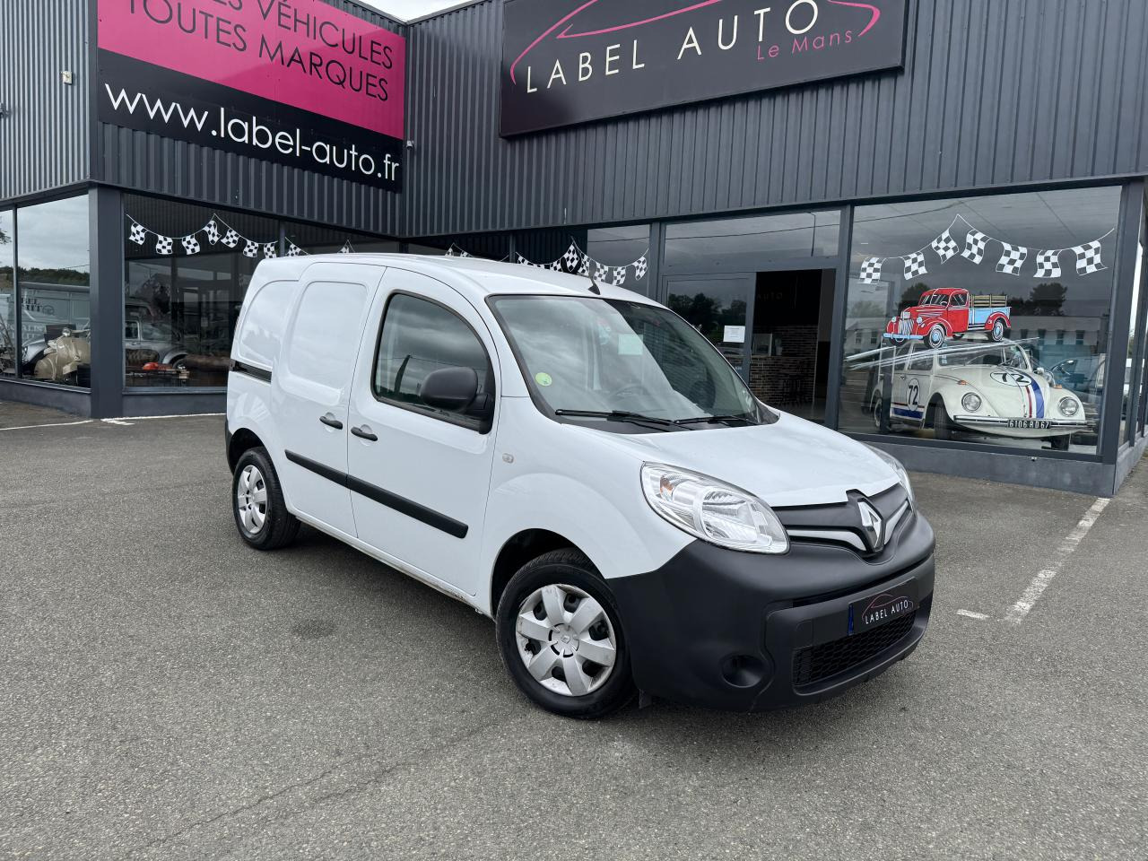 RENAULT KANGOO 1.5 DCI 80CH CONFORT - فان: صورة 1 RENAULT KANGOO 1.5 DCI 80CH CONFORT - فان: صورة 1
