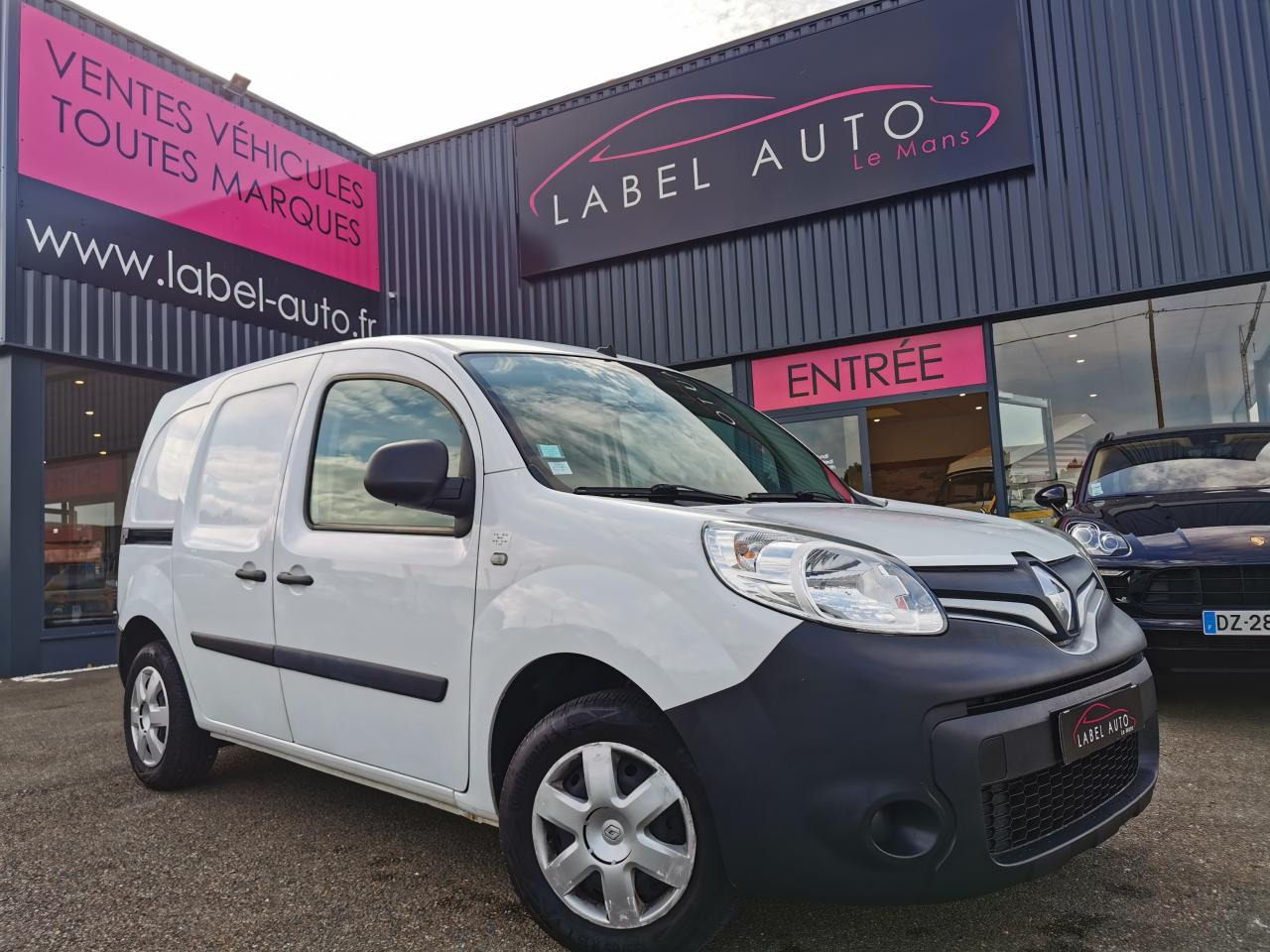 RENAULT Kangoo L1 1.5 Energy dCi - 80 II EXPRESS FOURGON Générique PHASE 2 - فان: صورة 1 RENAULT Kangoo L1 1.5 Energy dCi - 80 II EXPRESS FOURGON Générique PHASE 2 - فان: صورة 1