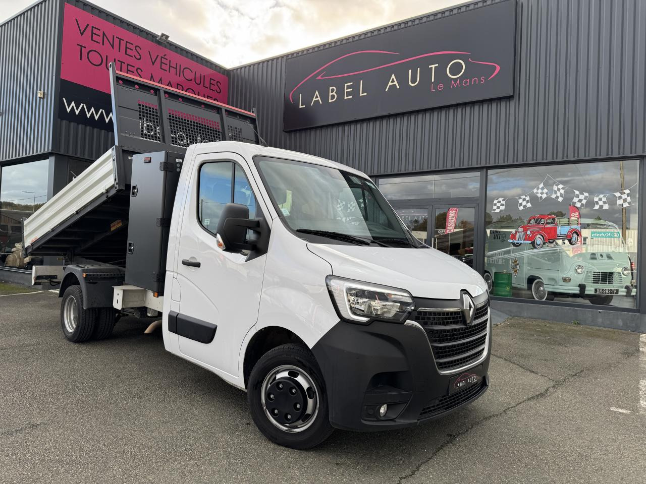 RENAULT MASTER 3T5 BENNE COFFRE RJ 2.3 DCI 145CH PROPULSION - آليات: صورة 3 RENAULT MASTER 3T5 BENNE COFFRE RJ 2.3 DCI 145CH PROPULSION - آليات: صورة 3