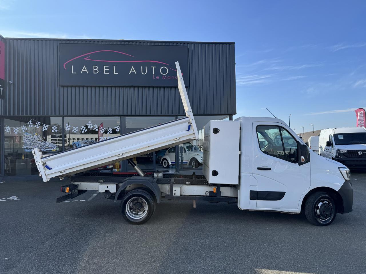 RENAULT MASTER 3T5 BENNE COFFRE RJ 2.3DCI130CH PROPULSION - قلاب صغير: صورة 1 RENAULT MASTER 3T5 BENNE COFFRE RJ 2.3DCI130CH PROPULSION - قلاب صغير: صورة 1