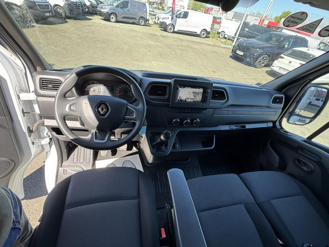RENAULT Master Grand Confort F3500 L3H2 2.3 Blue dCi 135 ch Fourgon - فان: صورة 4 RENAULT Master Grand Confort F3500 L3H2 2.3 Blue dCi 135 ch Fourgon - فان: صورة 4