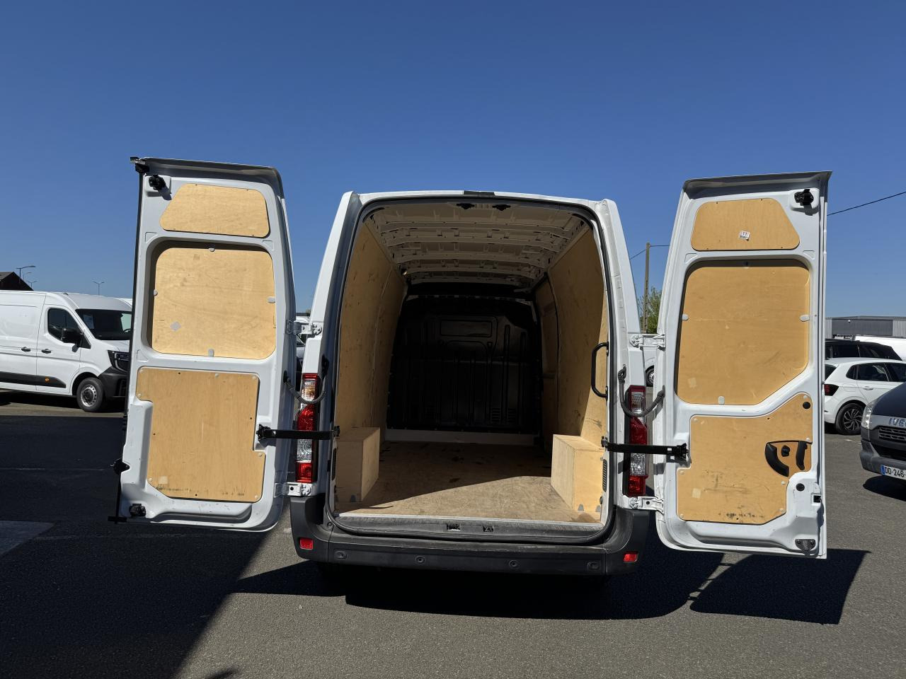 RENAULT Master Grand Confort F3500 L3H2 2.3 Blue dCi 135 ch Fourgon - فان: صورة 3 RENAULT Master Grand Confort F3500 L3H2 2.3 Blue dCi 135 ch Fourgon - فان: صورة 3