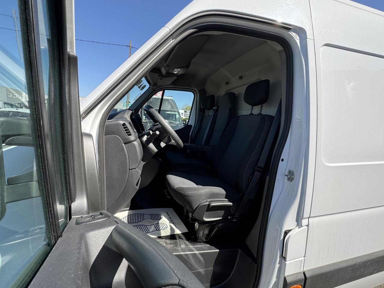 RENAULT Master Grand Confort F3500 L3H2 2.3 Blue dCi 135 ch Fourgon - فان: صورة 5 RENAULT Master Grand Confort F3500 L3H2 2.3 Blue dCi 135 ch Fourgon - فان: صورة 5