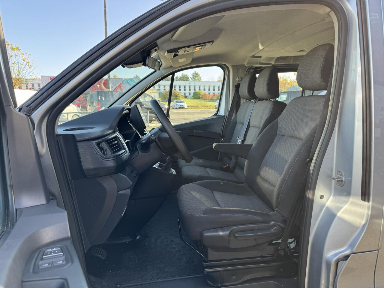 RENAULT Trafic L2 2.0 Energy dCi - 150 - S&S III COMBI Combi Zen L2H1 PHASE 3 - الشاحنات الصغيرة كابينة مزدوجة: صورة 5 RENAULT Trafic L2 2.0 Energy dCi - 150 - S&S III COMBI Combi Zen L2H1 PHASE 3 - الشاحنات الصغيرة كابينة مزدوجة: صورة 5