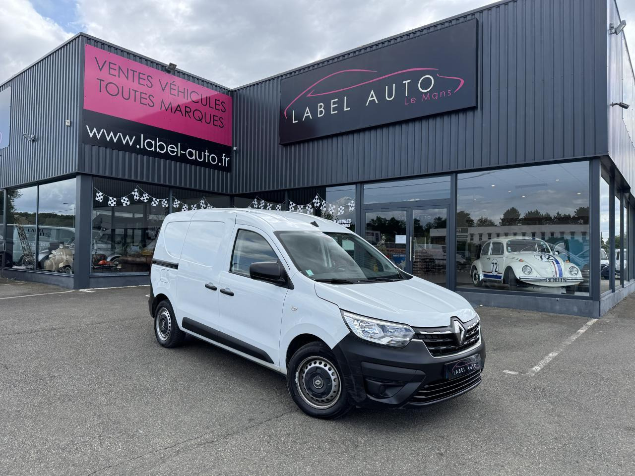 Renault Express 1.5 BLUE DCI 95CH CONFORT 22 - فان المدمجة: صورة 1 Renault Express 1.5 BLUE DCI 95CH CONFORT 22 - فان المدمجة: صورة 1