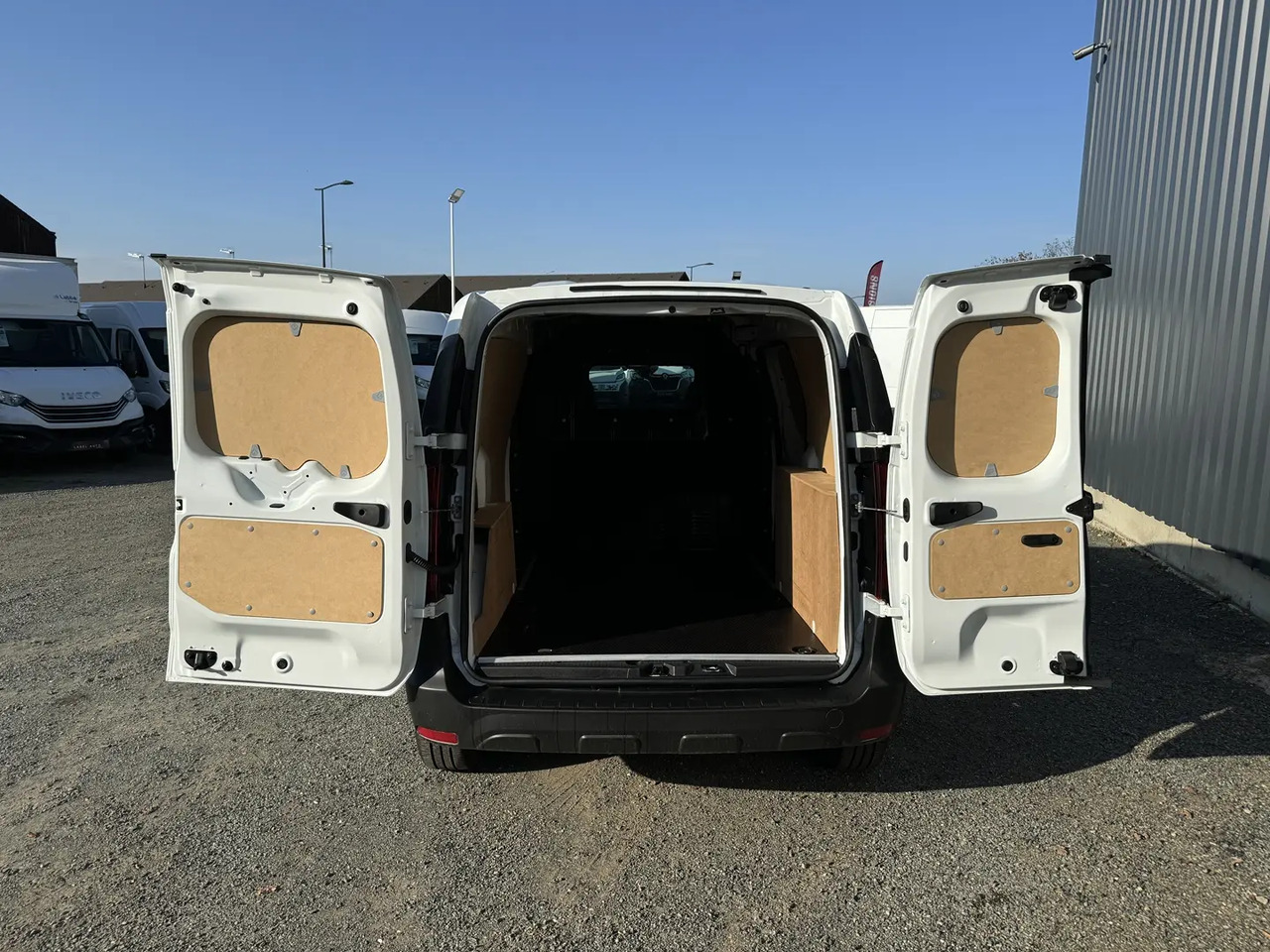 Renault Express 1.5 BLUE DCI 95CH CONFORT 22 - الشاحنات الصغيرة كابينة مزدوجة: صورة 5 Renault Express 1.5 BLUE DCI 95CH CONFORT 22 - الشاحنات الصغيرة كابينة مزدوجة: صورة 5
