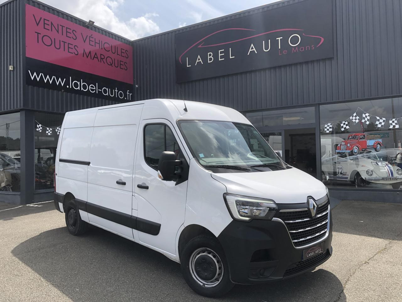 Renault Master F3300 L2H2 2.3 BLUE DCI 135CH GRAND CONFORT EURO6 - فان: صورة 1 Renault Master F3300 L2H2 2.3 BLUE DCI 135CH GRAND CONFORT EURO6 - فان: صورة 1