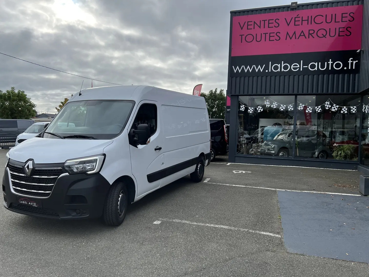 Renault Master F3300 L2H2 2.3 BLUE DCI 135CH GRAND CONFORT EURO6 - فان: صورة 5 Renault Master F3300 L2H2 2.3 BLUE DCI 135CH GRAND CONFORT EURO6 - فان: صورة 5